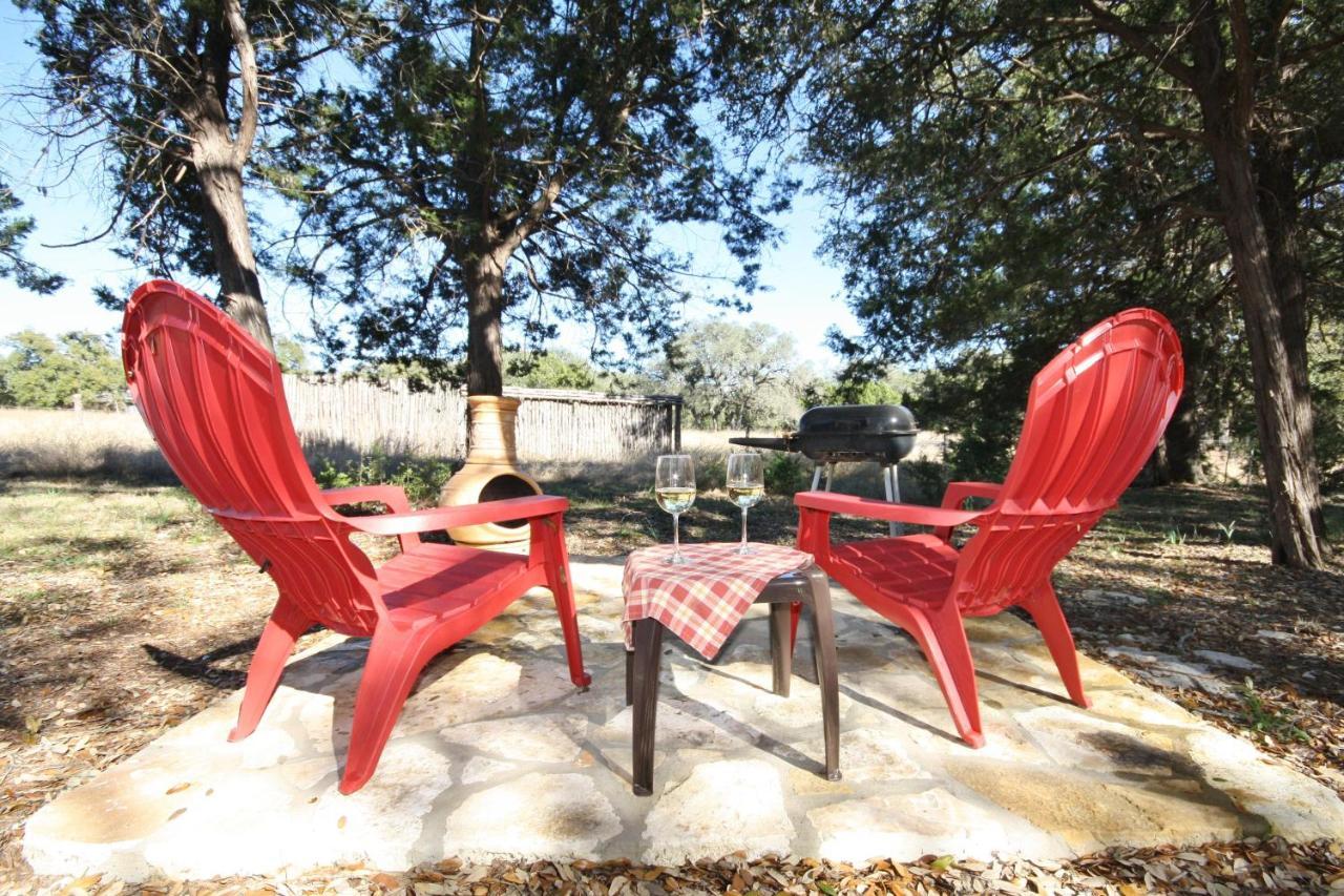 Cabins At Flite Acres - Texas Sage Wimberley Εξωτερικό φωτογραφία